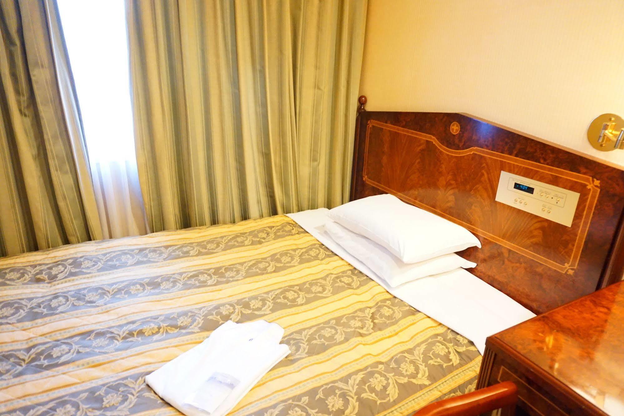 Dukes Hotel Nakasu Fukuoka  Esterno foto