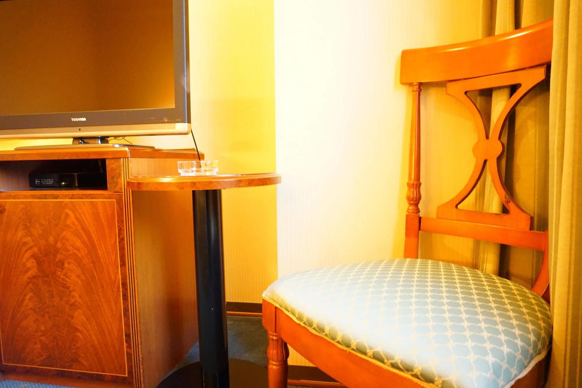 Dukes Hotel Nakasu Fukuoka  Esterno foto